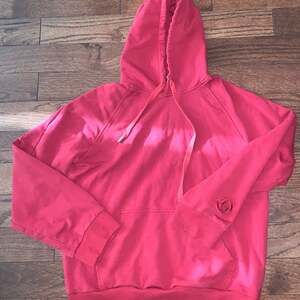 Lovello Elizabeth Women's Red Athleisure Crewneck‎ Sweatshirt